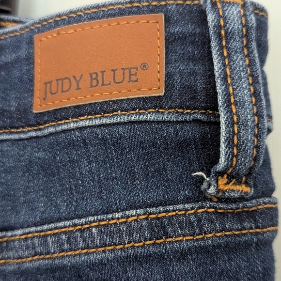 Judy Blue Los Angeles Straight Fit size 15/32, design wear fading, stretch - Picture 4 of 15
